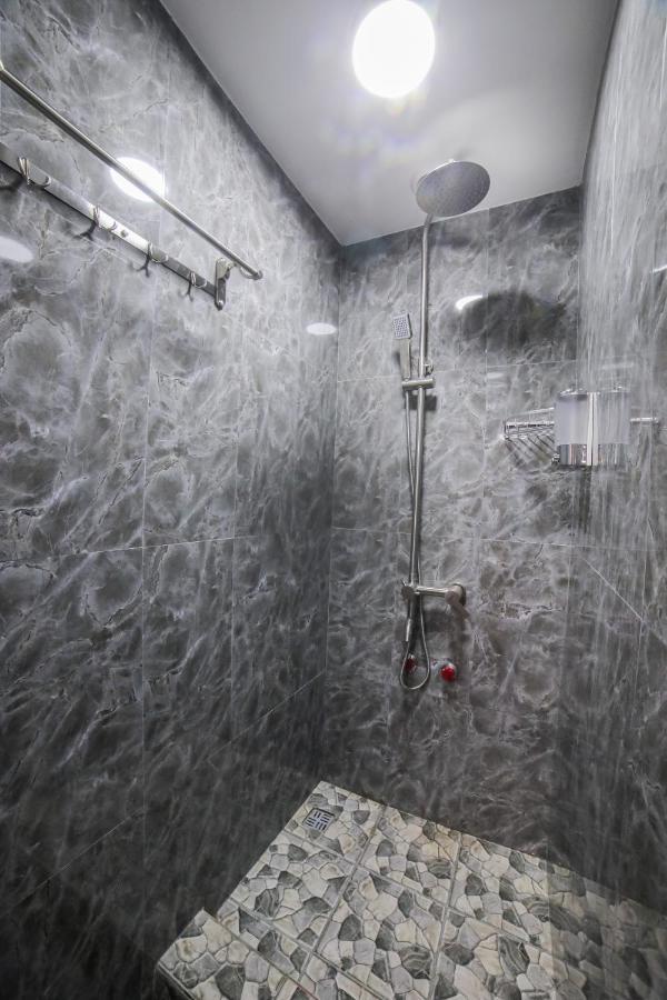 Capsule Hotel Osh Dış mekan fotoğraf